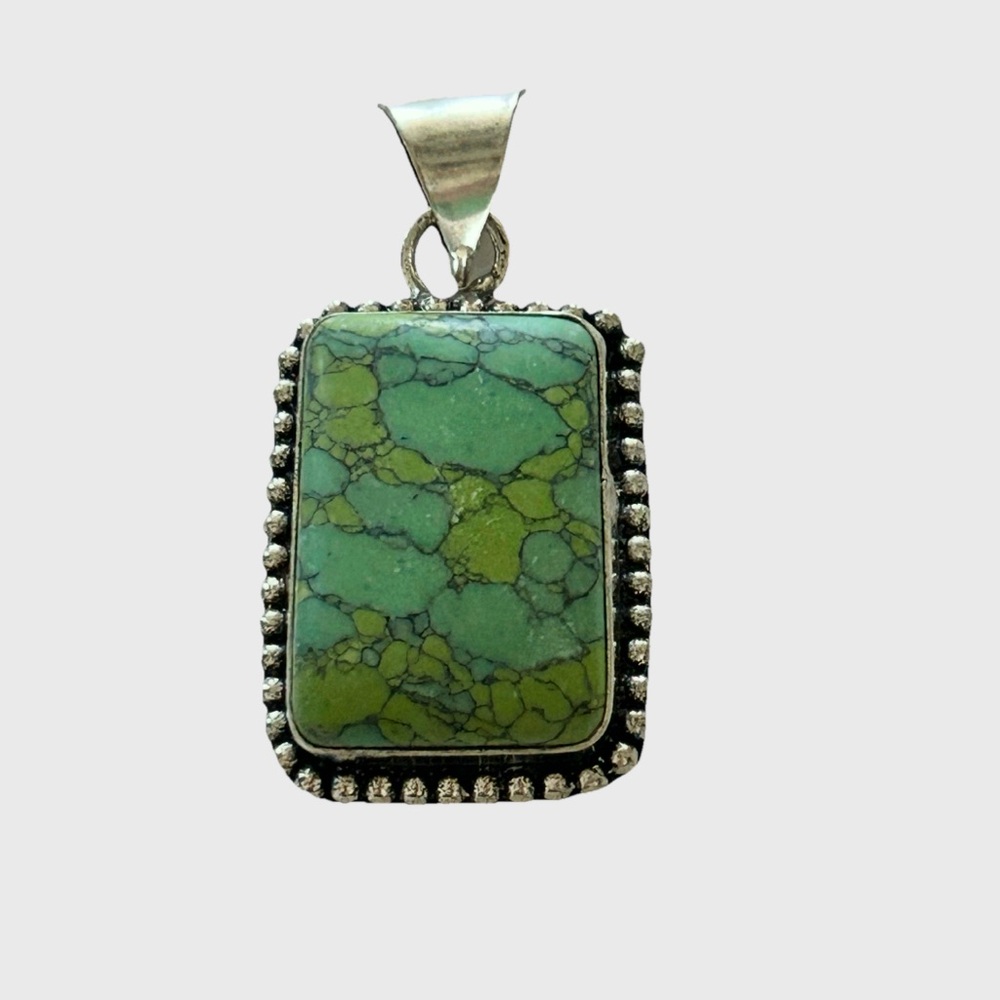 Green Turquoise Toned Stone Pendant (NWOT)